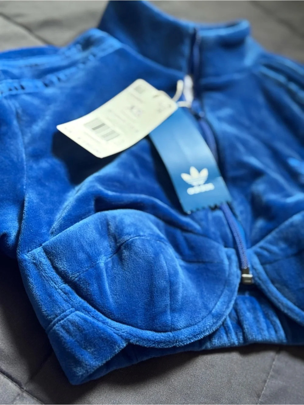 NEW Adidas X Jeremy Scott Edition
Velour Track Top, XS - Picture 4 of 8